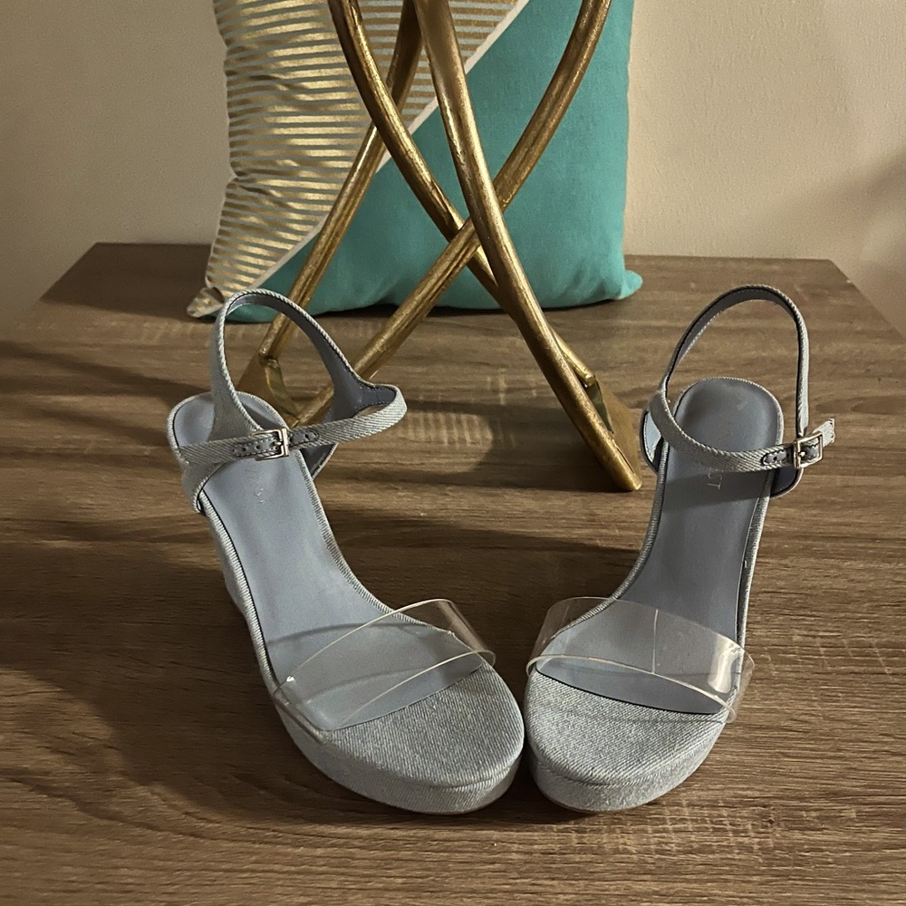 Nine West Jean Wedges. Size 9